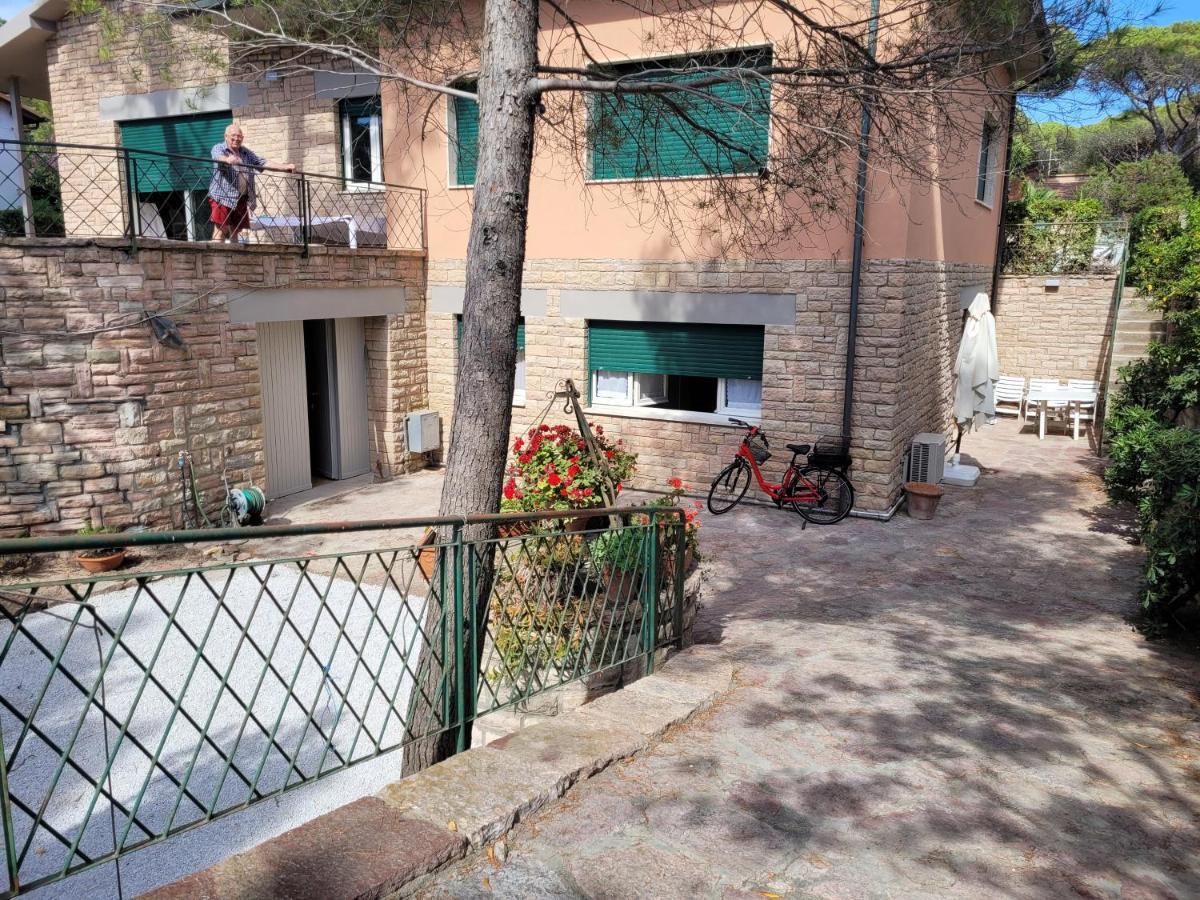 Gemma A Solo 100M. Dal Mare Lägenhet Marina di Castagneto Carducci Exteriör bild